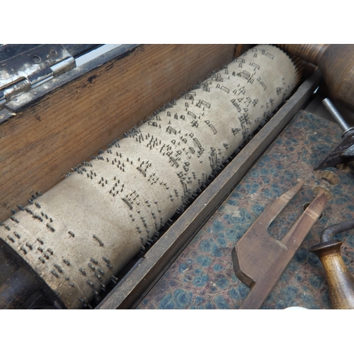 499D - Victorian Musical Box with Winder in need of tlc