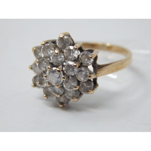 136 - 9ct Yellow Gold Cluster Ring: Size M/N: Gross weight 3.4g