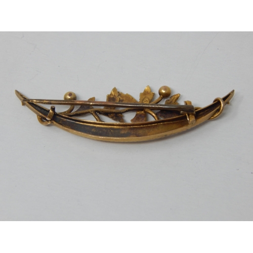 138 - Victorian Unmarked Gold Brooch: Weight 2.5g A/F