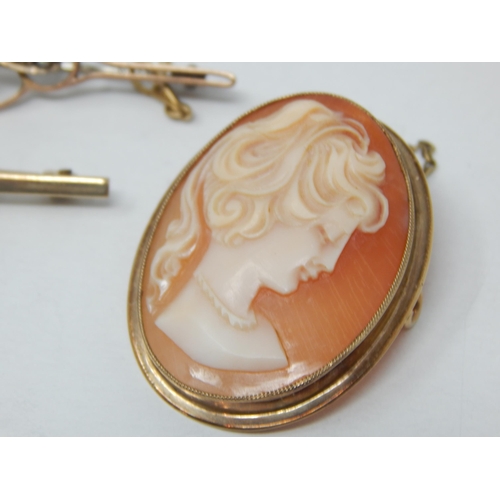 143 - 2 x 9ct Gold Bar Brooches, 9ct Gold Cameo Brooch & an unmarked yellow metal brooch: Gross weight 18.... 