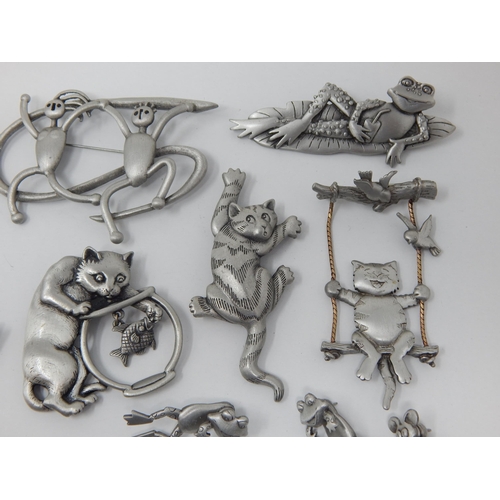 150 - A Large Quantity of Novelty Pewter Brooches (14)