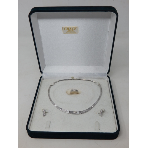 154 - Bespoke Suite of 18ct White Gold & Diamond Set Jewellery: The Necklace Comprising 25 Graduated Matt ... 