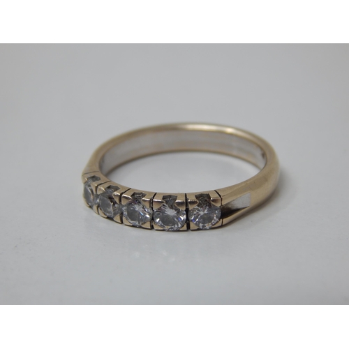 156 - 18ct White Gold 5 Stone Diamond Ring: The Diamonds estimated @ 0.75ct total: Ring Size N: Gross weig... 