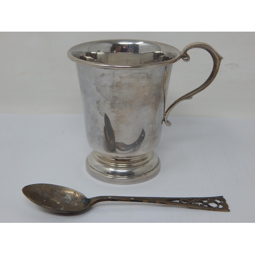 176 - Silver Christening Cup (Not Engraved) Hallmarked Birmingham 1985 by Mappin & Webb together with a Si... 