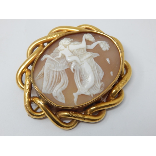 181 - Large Victorian Yellow Metal Cameo Brooch: Measuring 6.2cm x 5.5cm