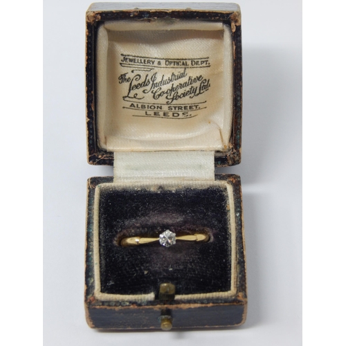 188 - 18ct Gold Diamond Solitaire Ring: Size P/Q: Weight 3.25g in Antique Ring Box.