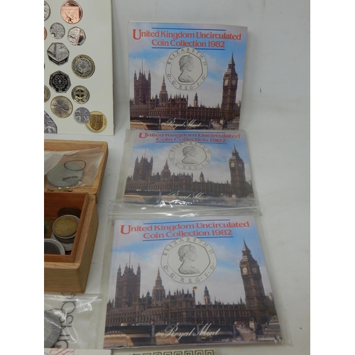 64D - A Quantity of GB Coinage, Uncirculated Year Sets, QEII 1953 Coronation Sets, Banknotes etc (lot)