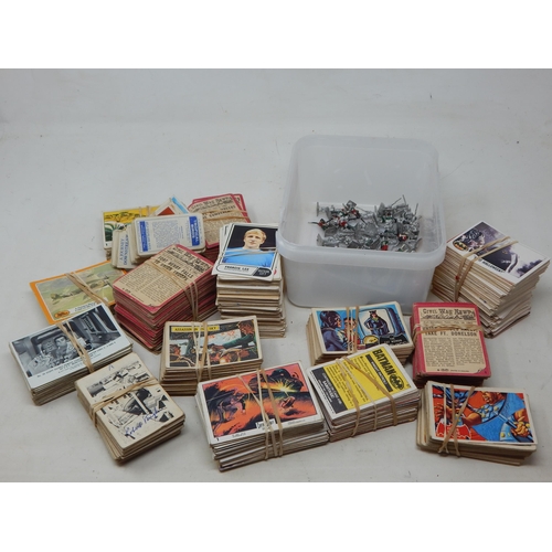 446 - A Quantity of Lead Soldiers together with a large quantity of vintage collectable cards