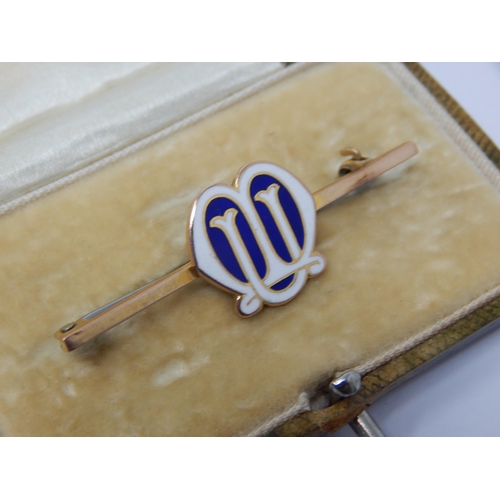 154 - 9ct Gold & Enamel Brooch: Width 4.8cm: Weight 4.26g