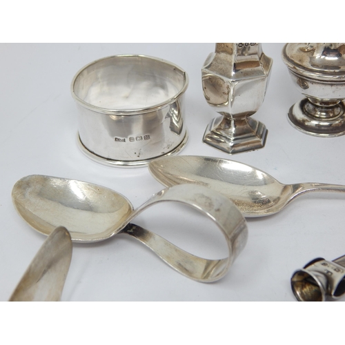 141 - A Group of Hallmarked Silver Including Cheroot Cutter, Tongs, Flatware, Cruets, Napkin Ring etc: Wei... 