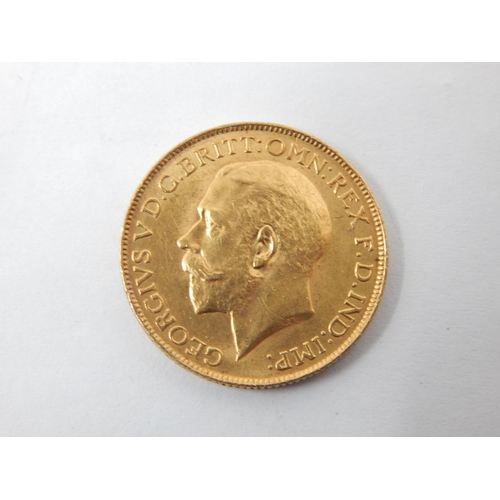 83 - KGV Full Gold Sovereign 1925 S.A Mint