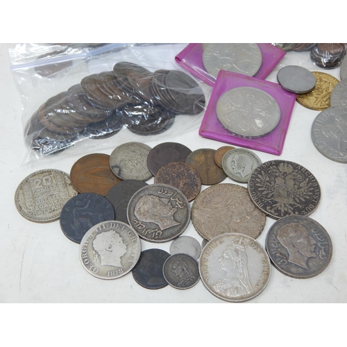 79 - A Quantity of Coins Including Silver: Sorting will reward