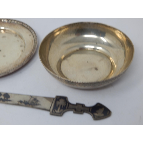 131T - Foreign Silver Bowls together with a Paperknife: Weight 138g