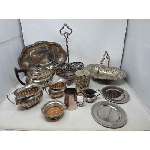 135B - A Large Quantity of Silver Plated Wares