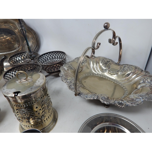 135B - A Large Quantity of Silver Plated Wares