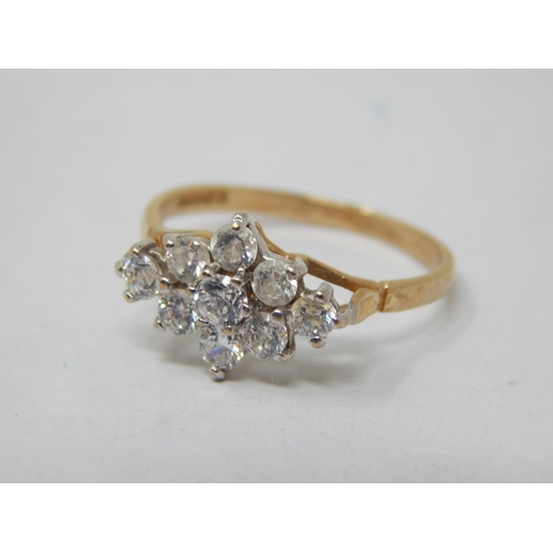 268E - 9ct Gold Cluster Ring: Size O: Gross weight 2.08g