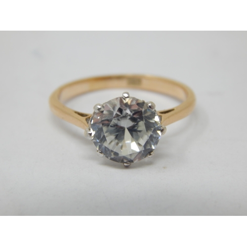 268F - 9ct Gold Solitaire Ring: Size O: Gross weight 2.66g