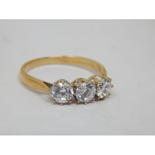 268G - 9ct Gold trilogy Ring: Size N: Gross weight 2.36g