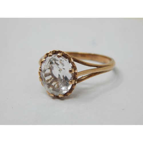 268H - 9ct Gold Solitaire Ring: Size M/N: Gross weight 2.53g