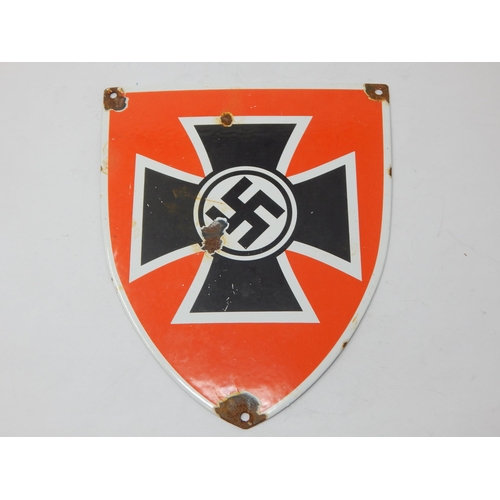 432 - WWII Nazi Germany Enamel Plaque: Measuring 17cm x 14cm