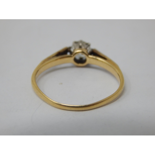 117 - 18ct Gold Diamond Solitaire Ring: The Diamond Estimated @ 0.20cts: Size L/M: Weight 2.04g