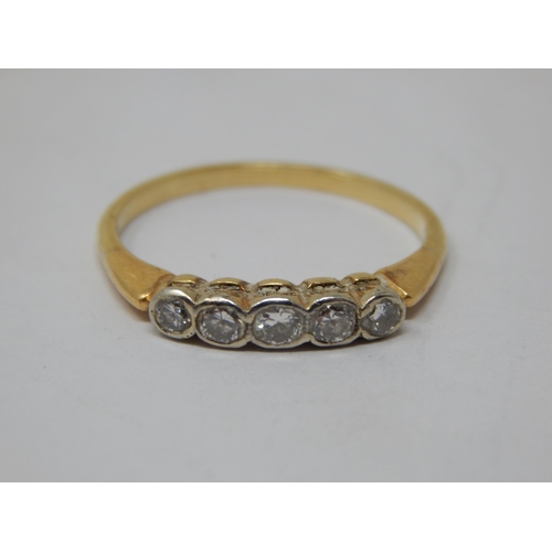 119 - 18ct Gold 5 Stone Diamond Ring: Size P/Q: Gross weight 2.59g