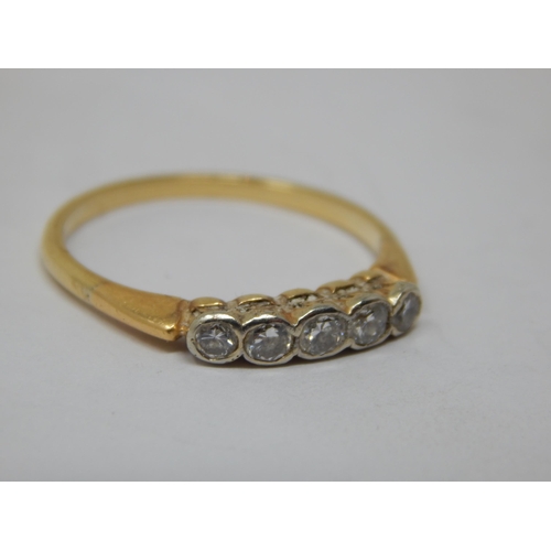 119 - 18ct Gold 5 Stone Diamond Ring: Size P/Q: Gross weight 2.59g