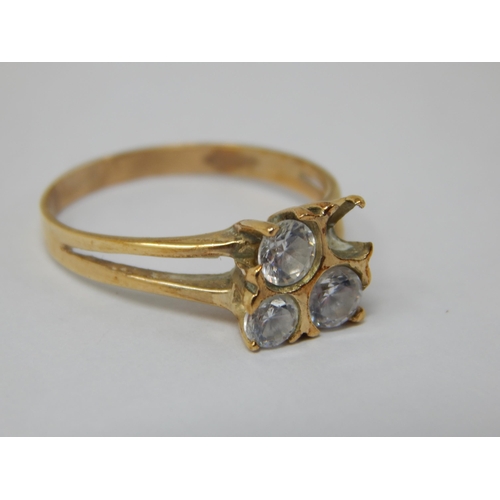 104 - 9ct Gold Ring: Size O: Gross weight 2.57g: One Stone Missing