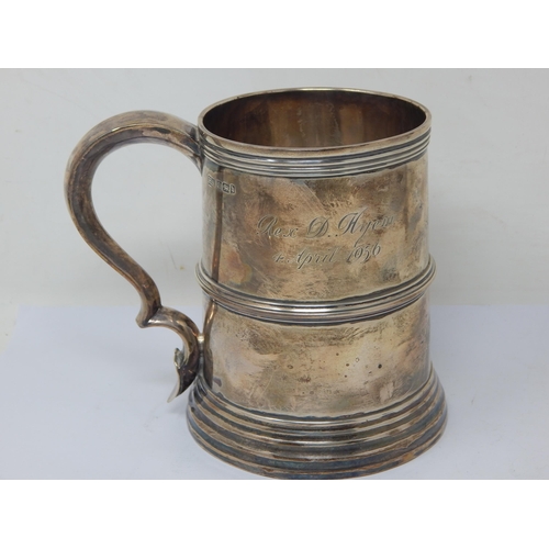 124 - Large Late Victorian Silver Tankard with Scroll Handle: Hallmarked Sheffield 1900 by Henry Atkin: He... 