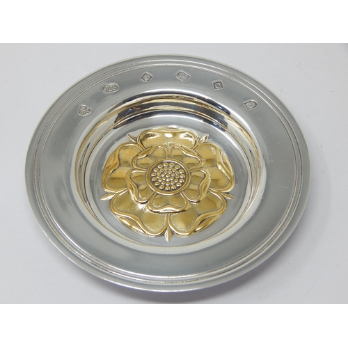 128 - Silver Armada Dish with Central Gilded Rose: Issued for the Golden Jubilee of QEII: Hallmarked Sheff... 