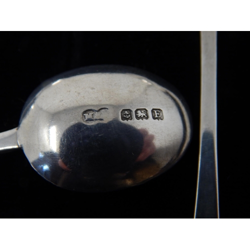 133 - A Set of 6 Silver Coffee Spoons: Hallmarked Birmingham 1928/29 by Marson & Jones: Length 8cm: Weight... 