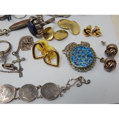 140 - A Quantity of Silver & Costume Jewellery Including Rings, Cufflinks, earrings, Bracelets etc togethe... 