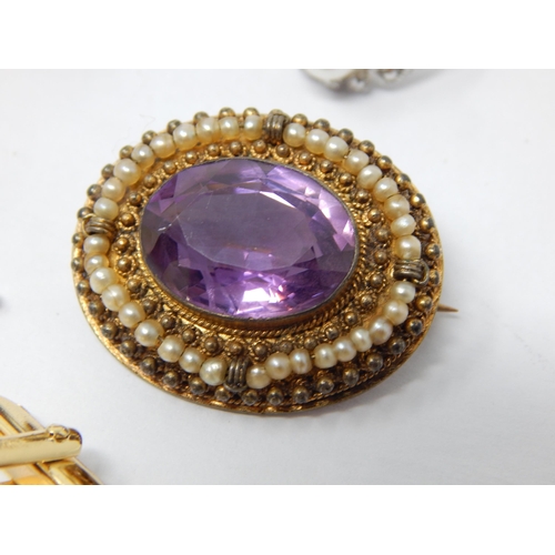 148 - A Small Quantity of Antique & Vintage Jewellery to Include a Pair of Christian Dior Designer Cufflin... 