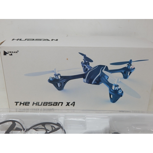 351 - The Hussan X4 2.4ghz RC Series 4 Channel Drone (boxed)