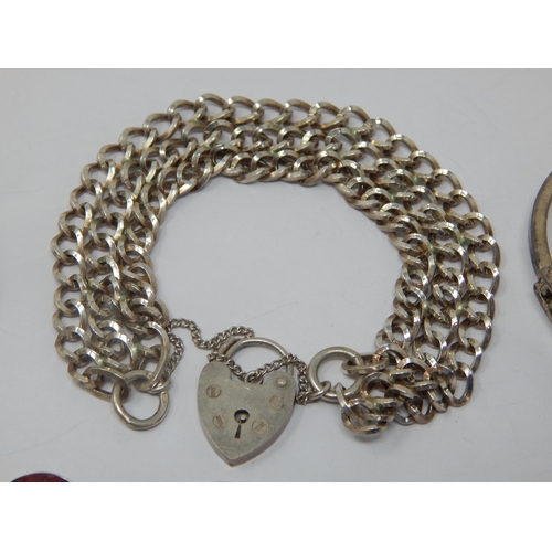 195 - A Quantity of Silver Jewellery Including Gate Bracelet with Padlock Clasp, Gem Set Bracelet, Bangle ... 