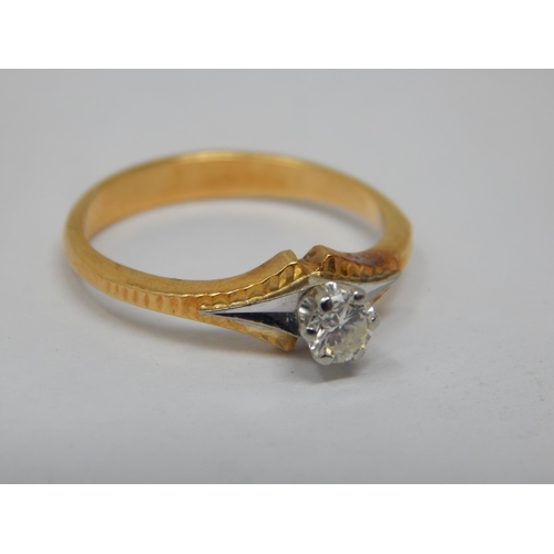 171 - 18ct Gold Diamond Solitaire Ring: Size M: Gross weight 2.90g