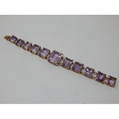 232 - Unmarked Gold & Amethyst Set Bracelet: Length 18cm: Gross weight 44.59g