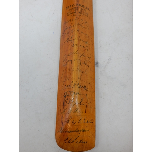 389 - Three 1950's Hand Signed Small Cricket Bats (43cm-46cm), Hand Signed, Teams Including England, New Z... 