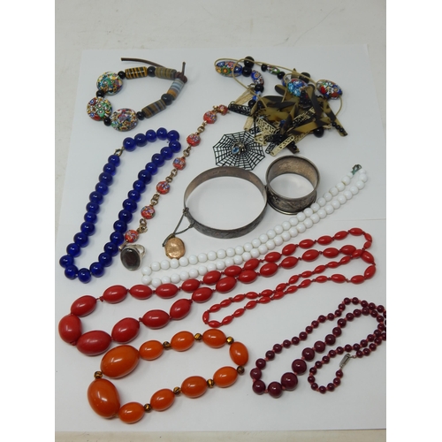 275D - A Quantity of Vintage Jewellery to Include a Silver Bangle, Yellow Metal Locket, Beaded Necklaces In... 