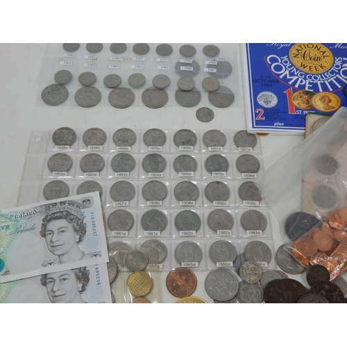 99M - A Quantity of UK Banknotes, Sets & Coins