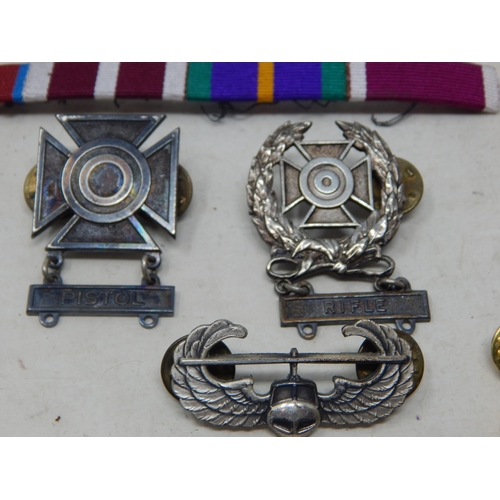 466 - A Quantity of Military Badges & Medal Bars