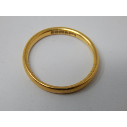 151 - 22ct Gold Wedding Ring: Size N/O: Weight 3.16g