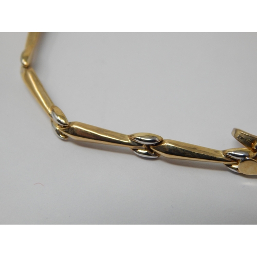 158 - 9ct Gold Bracelet: Length 18cm: Weight 3.1g