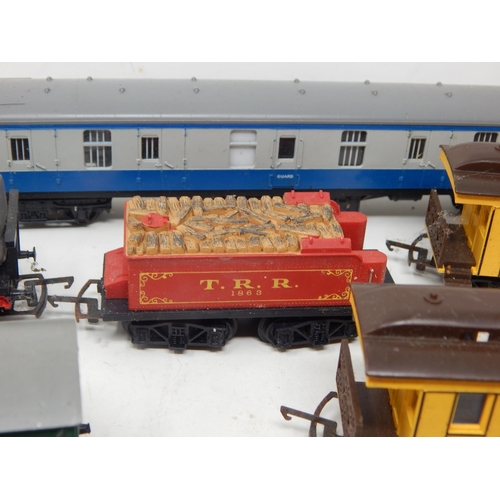 405 - A Quantity of OO Gauge Trains, Carriages & Goods Wagons Including a Davy Crockett Engine