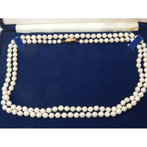 166 - Vintage 18ct Gold Clasped Individually Knotted Pearl Necklace: Length 90cm: In Original Case.