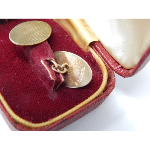 170 - A Pair of 9ct Gold Cufflinks: Weight 4.02g in Fitted Case