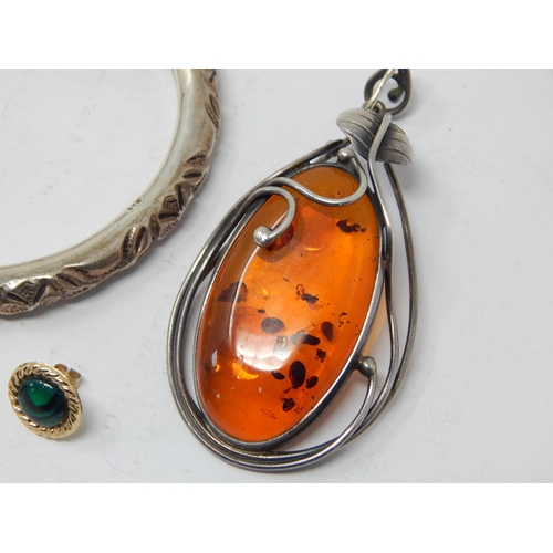 171 - A Pair of 9ct Gold Earrings together with a Sterling Silver Bangle & Large Silver Amber Pendant