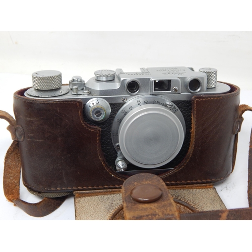 438 - Leica D.R.P Ernst Leitz Wetzcar Camera & Case c.1937-38: Serial No. 244789