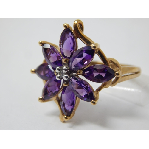 178 - 9ct Gold Amethyst Set Ring: Size P: Gross weight 3.36g