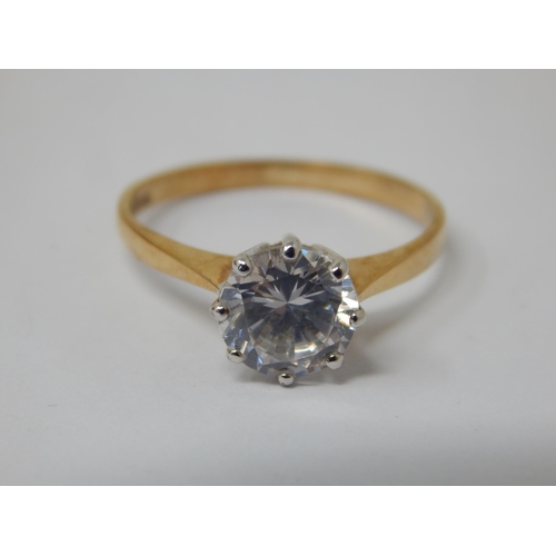 189 - 9ct Gold Solitaire Ring: Size 2.23g